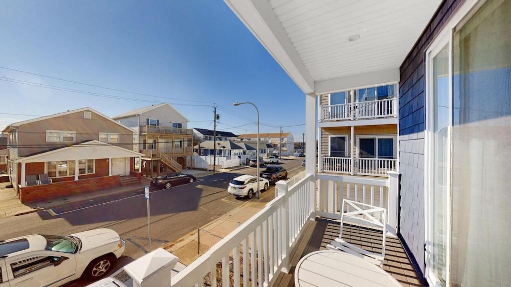 Villa Beach House Steps Away From The Boardwalk And Beach With Ocean Views In Seaside Heights! Exterior foto